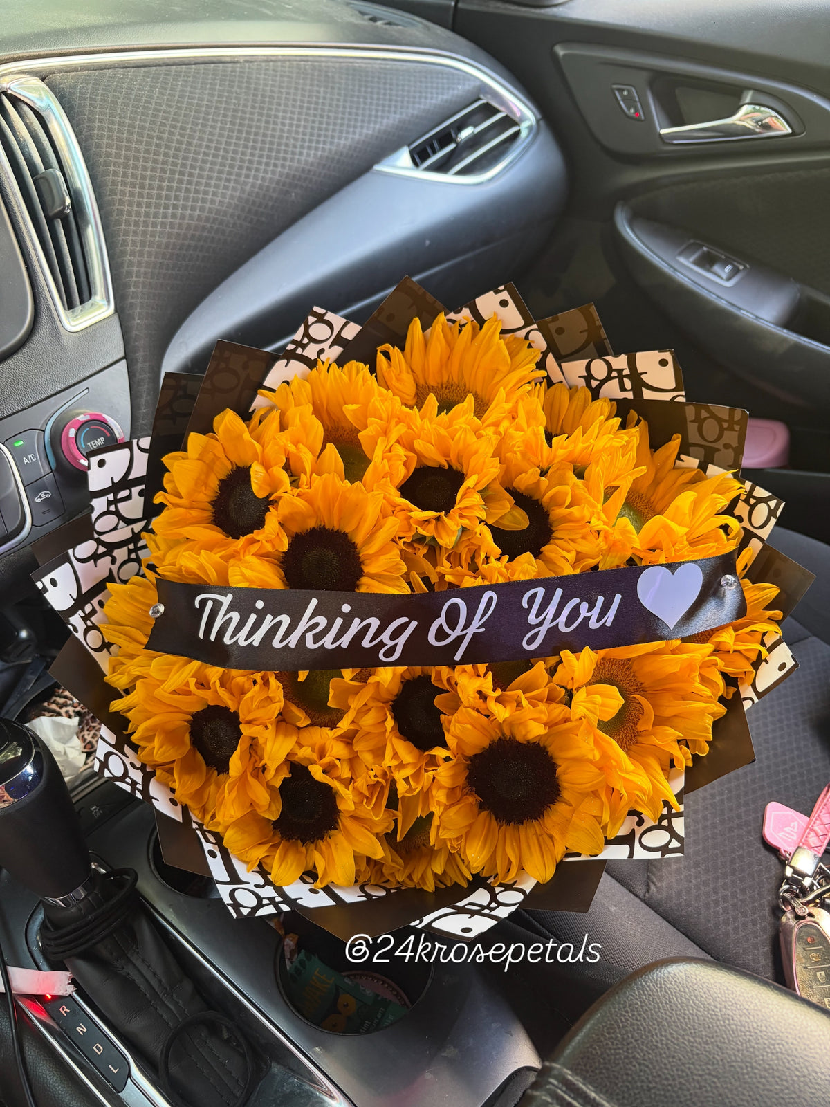 24k Medium Sunflower Bouquet
