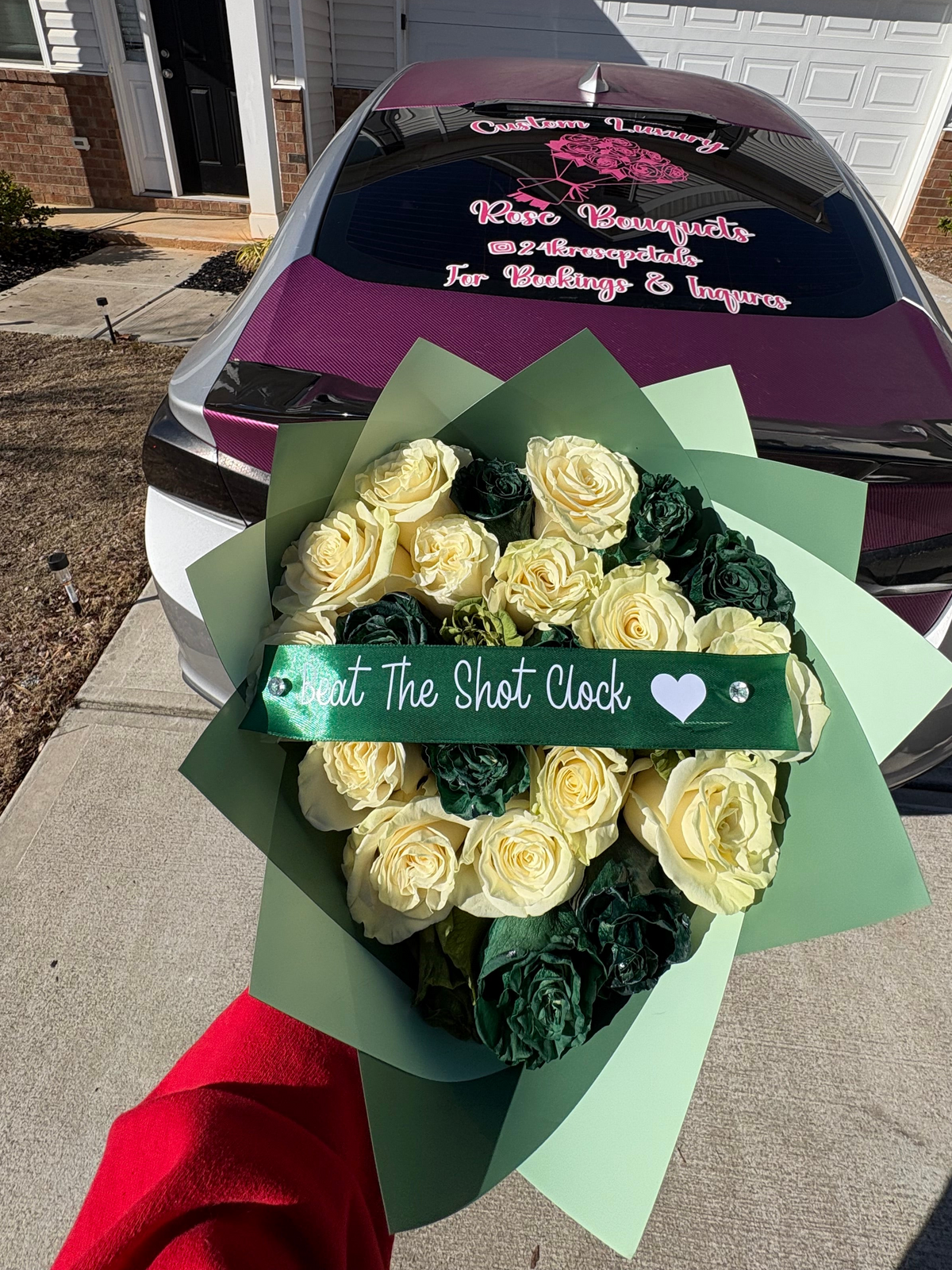 The Emerald Touch 25 Count Rose Bouquet
