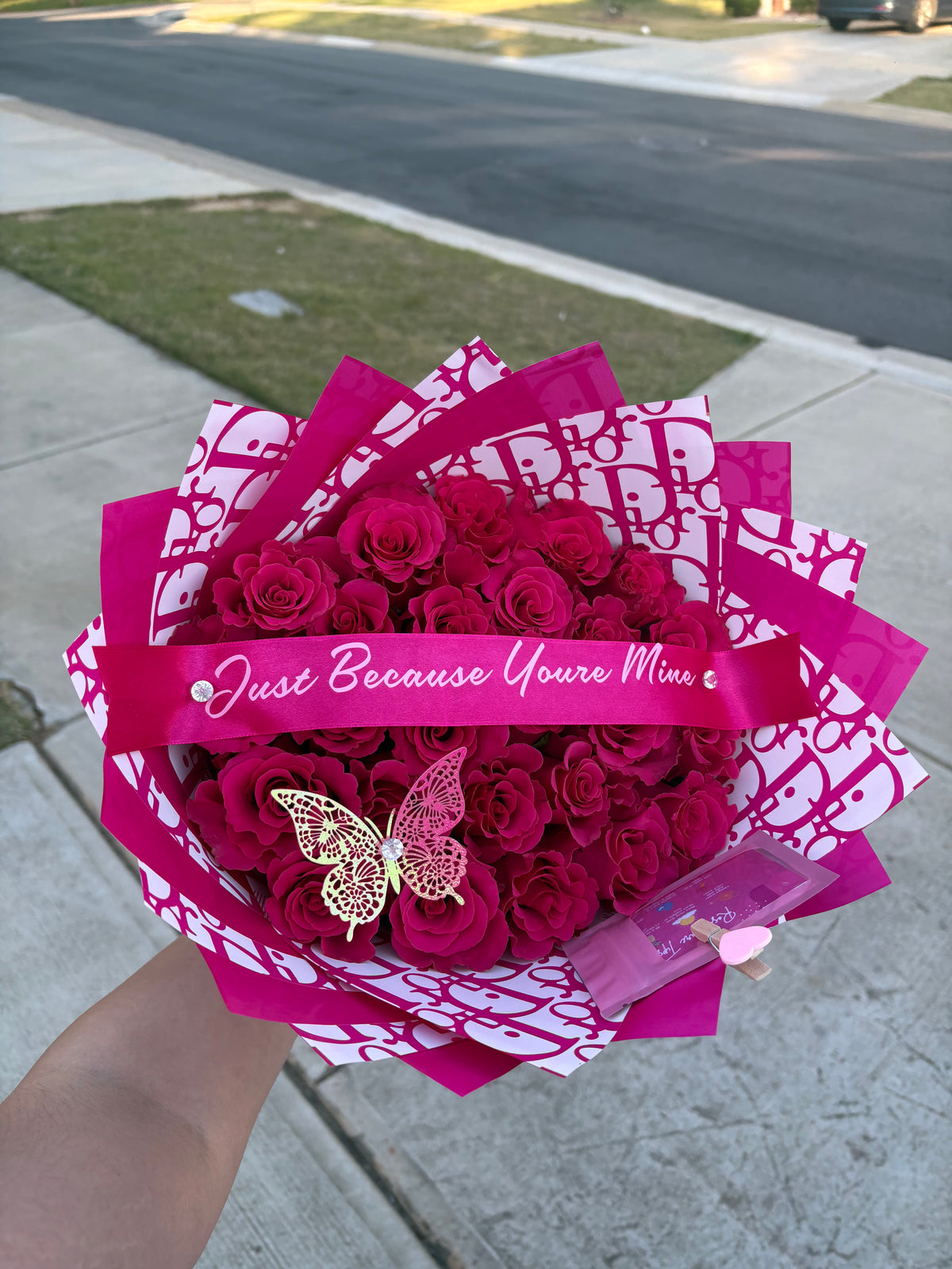24k Hot Pink Rose Bouquet