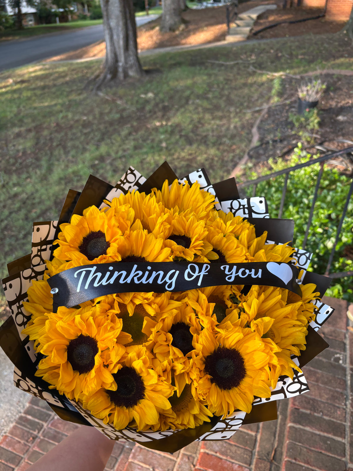 24k Medium Sunflower Bouquet