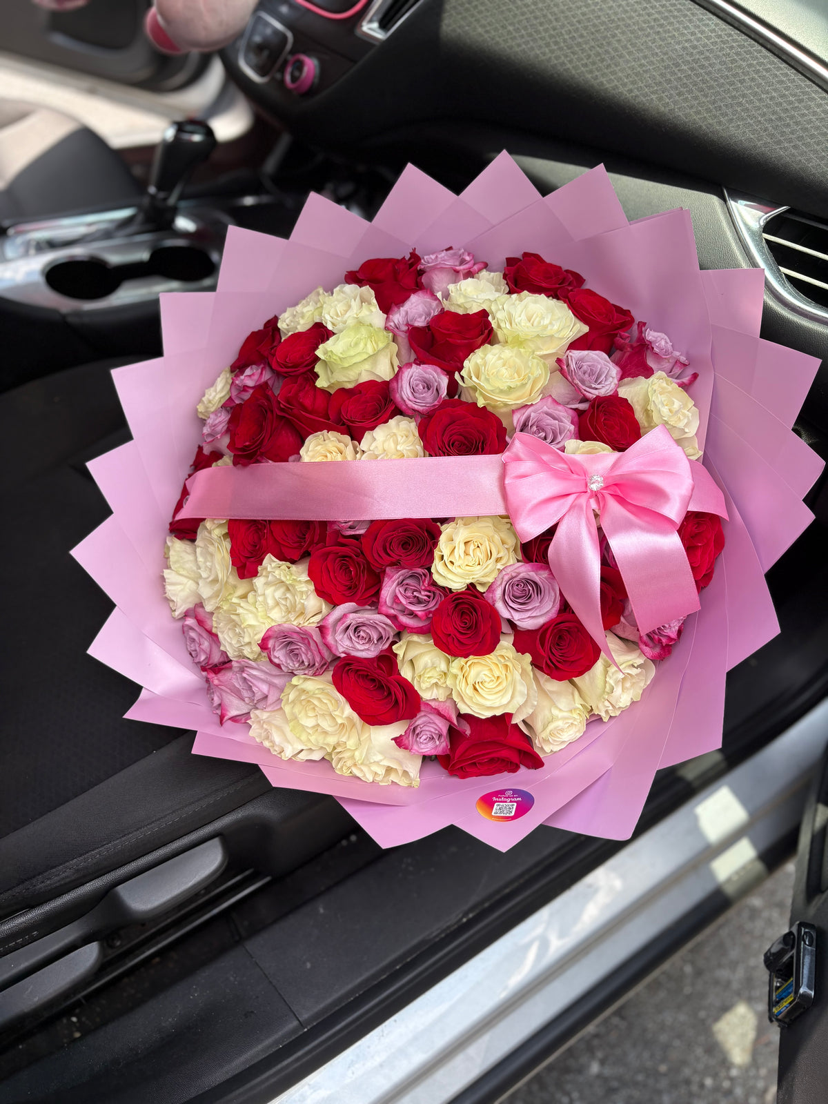 75 count Multi Rose Coloreway Bouquet