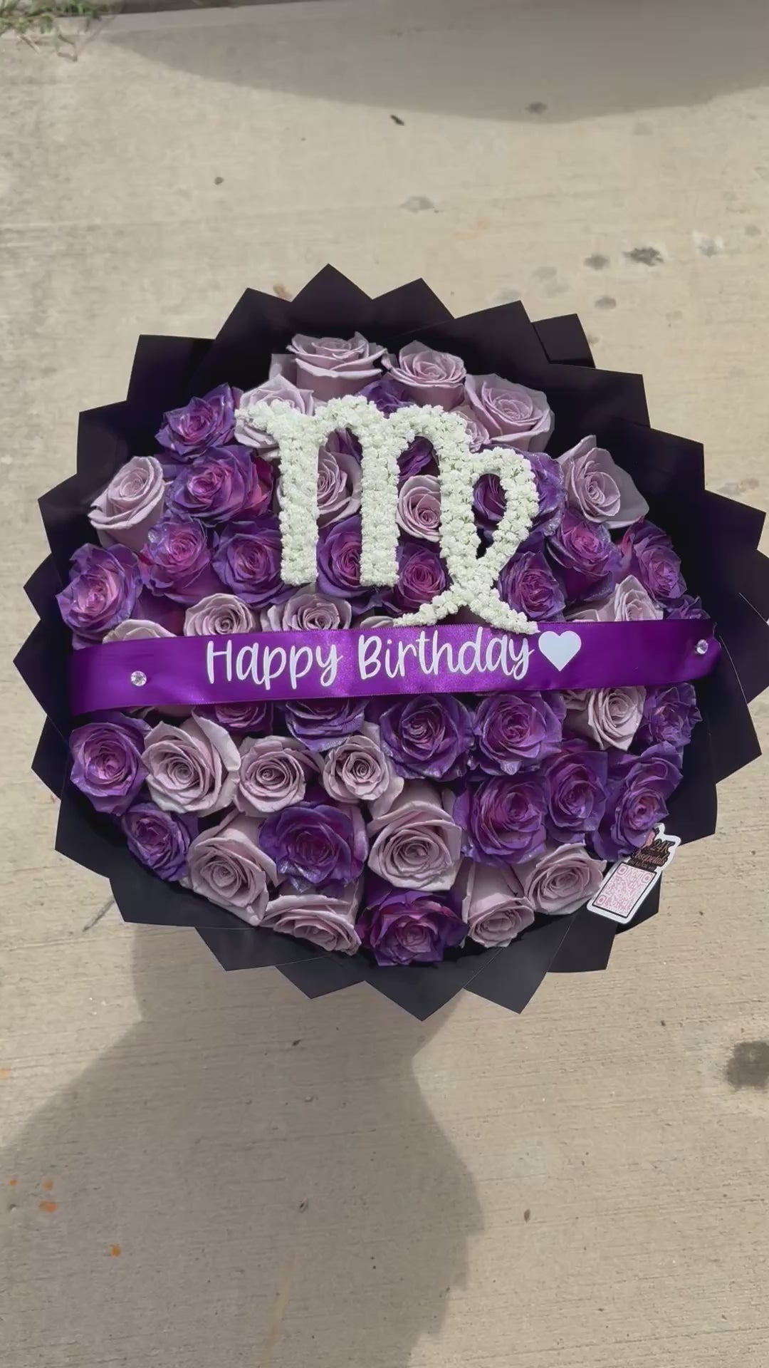 Lux Zodiac 50 count rose bouquet